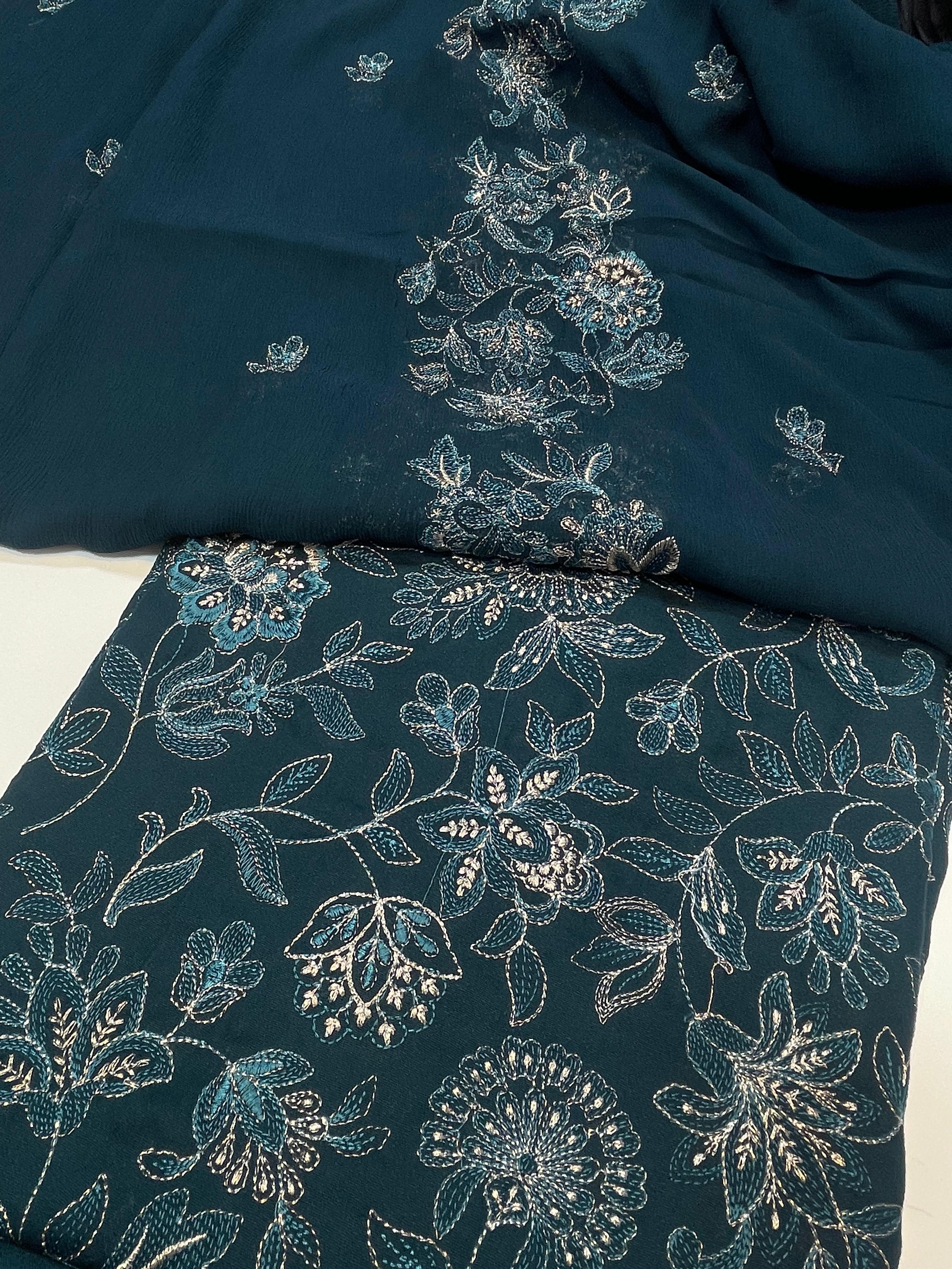 ladies bareeze three piece